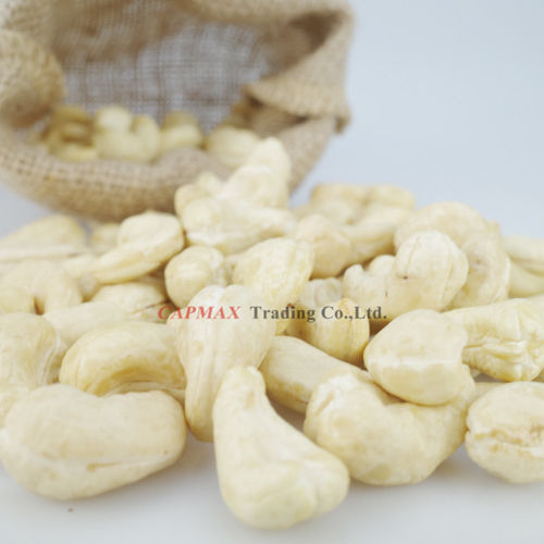 Cashew nuts (THB 480/Kg)